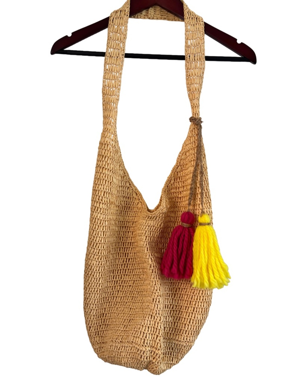 Woven Straw Shoulder Bag with Pink and Yellow Tassels - Picture 2 of 6